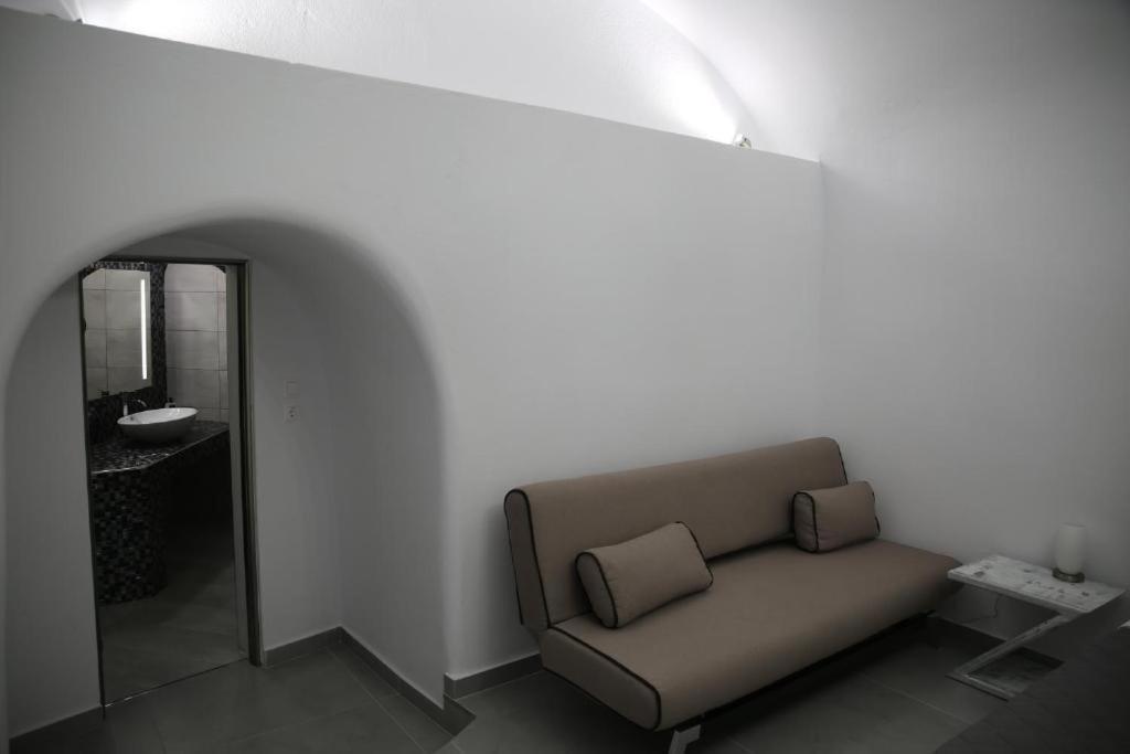 Unique Leta Apartment
